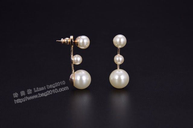Dior飾品 迪奧經典熱銷款CD大小珍珠耳釘  zgd1116